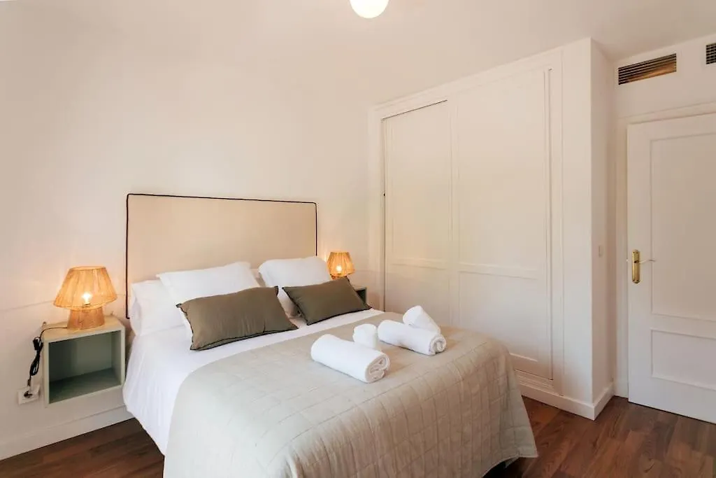 O&L Murillo Bright Apartment - Terrace & Parking Seville Spain